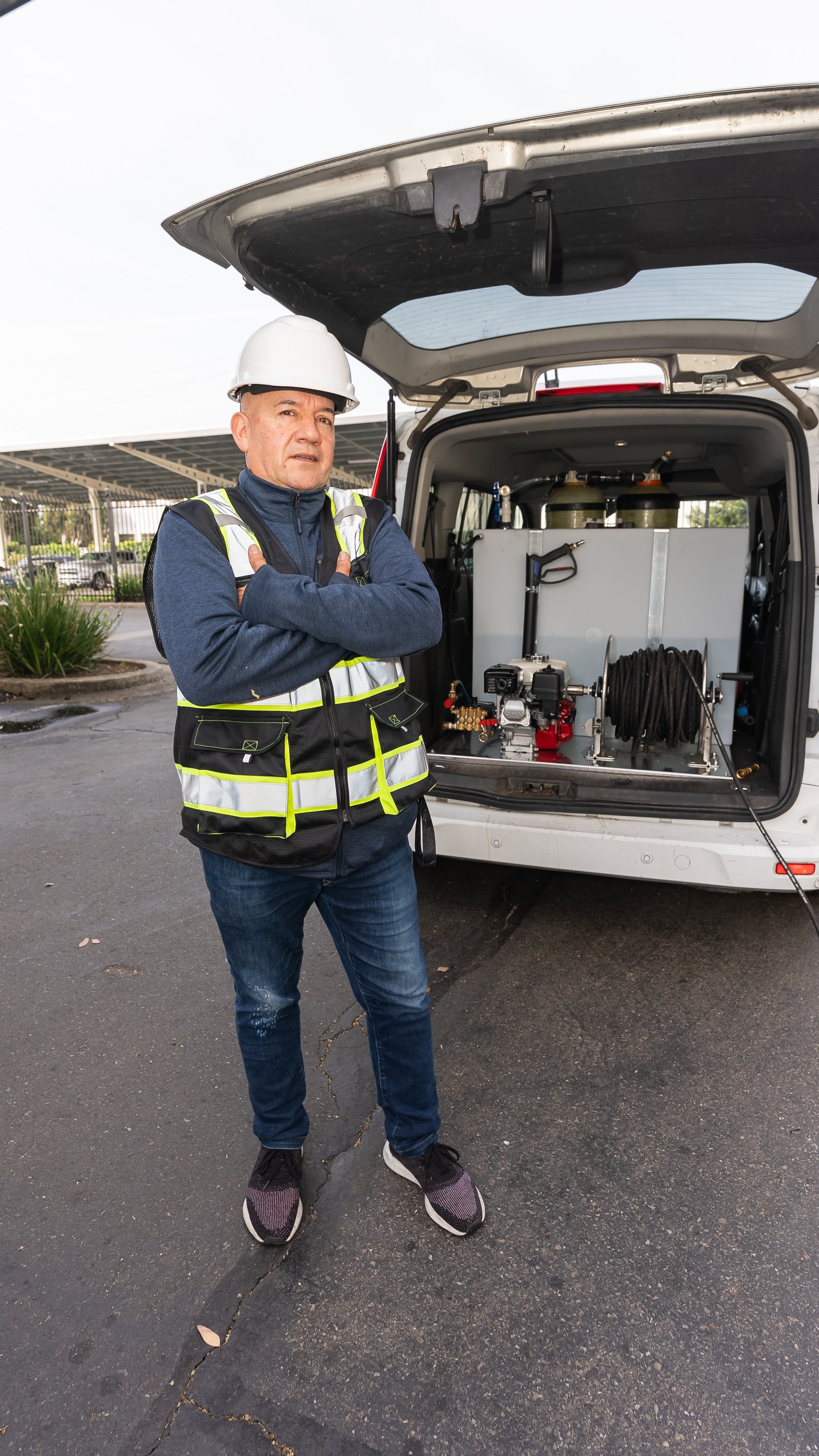 Solar Cleaning Technician 2