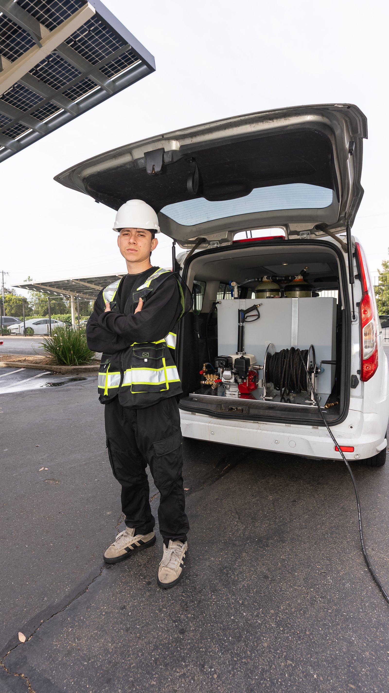 Solar Cleaning Technician 3